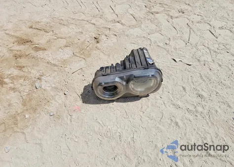 2015 Dodge Challenger Sxt z USA, uszkodzony, nr VIN 2C3CDZAGXFH843083